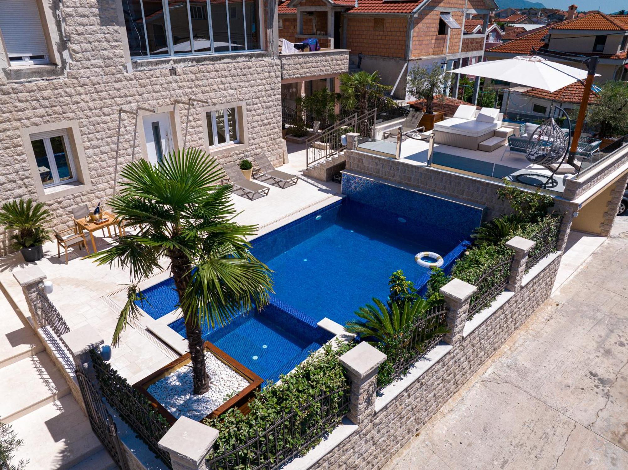 Raicevic Residence Tivat Buitenkant foto